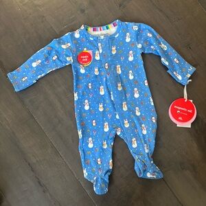 Magnetic Me | snow much fun modal magnetic parent favorite footie